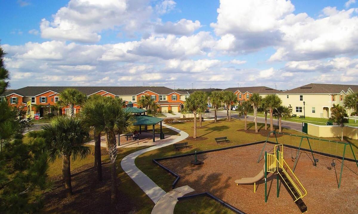 Four Bedrooms Townhouse 5102 كيسيمي المظهر الخارجي الصورة
